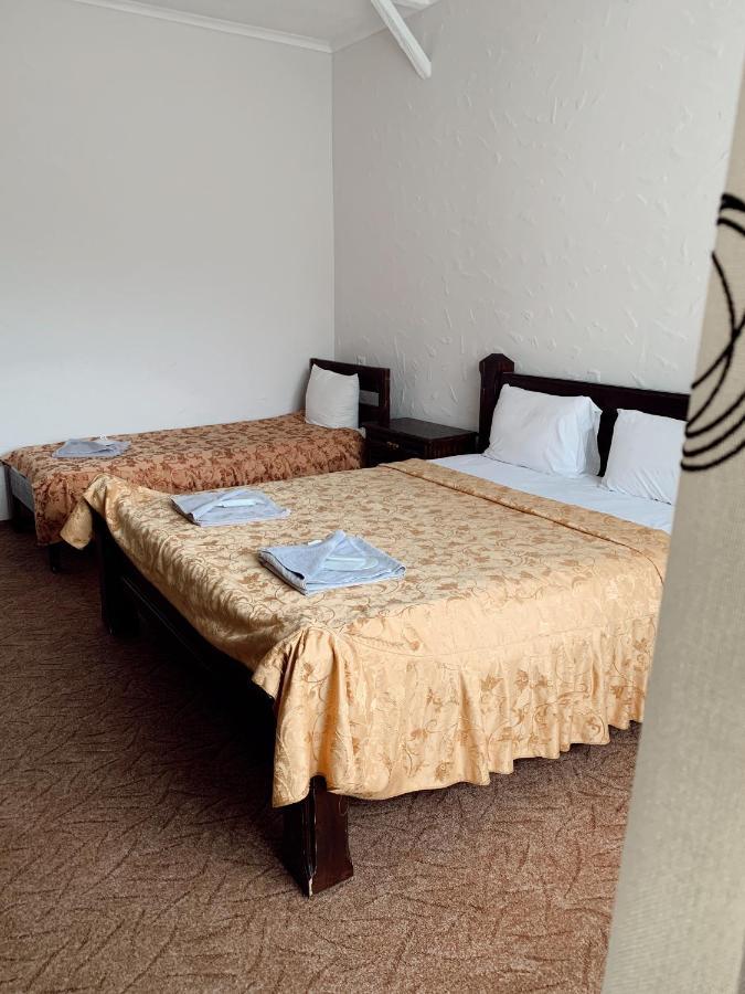 Orlyne Gnizdo Hotel Chernivtsi Luaran gambar