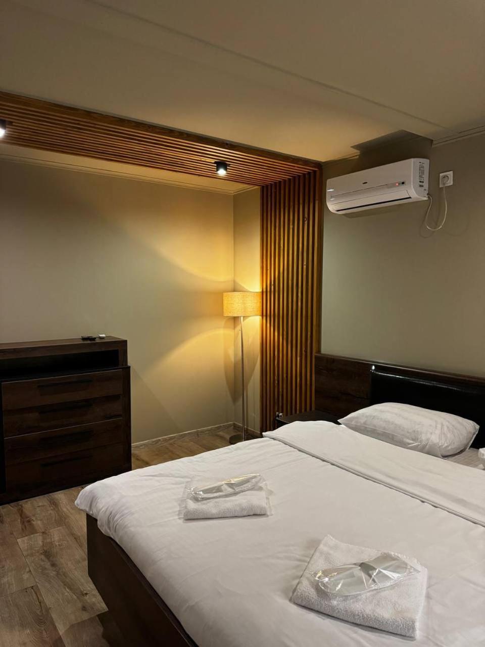 Orlyne Gnizdo Hotel Chernivtsi Bilik gambar