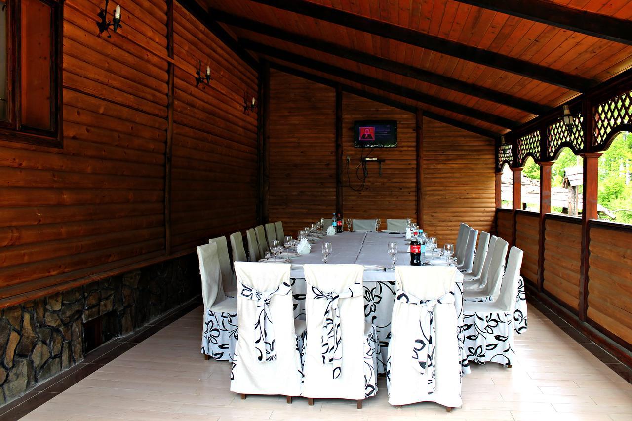 Orlyne Gnizdo Hotel Chernivtsi Luaran gambar